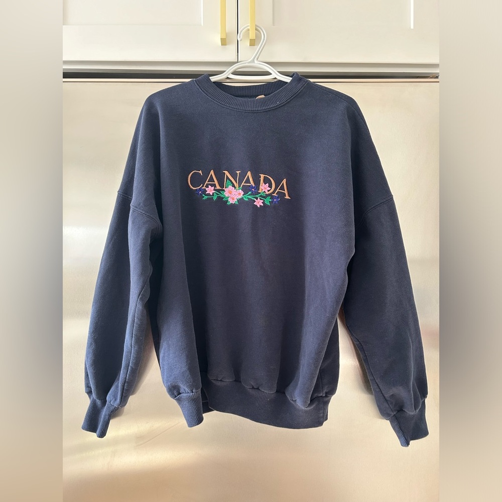 Vintage Floral Cozy Embroidered Paper Tagged Crewneck